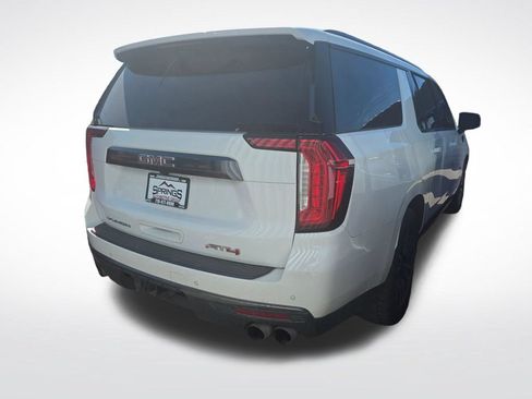 Used 2023 GMC Yukon XL AT4 w/ AT4 Premium Plus Package AWD/4WD image 6