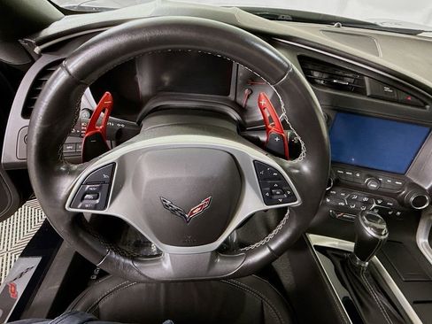 Used 2017 Chevrolet Corvette Stingray Coupe image 25