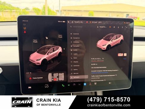 Used 2022 Tesla Model Y Performance AWD/4WD image 11