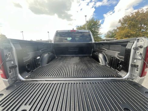 Used 2024 RAM 1500 Laramie image 15