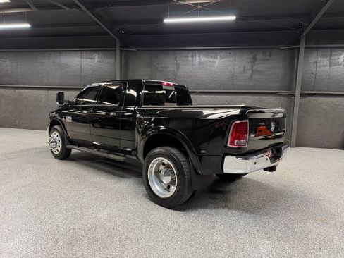 Used 2014 RAM 3500 Laramie w/ Cold Weather Group AWD/4WD image 9