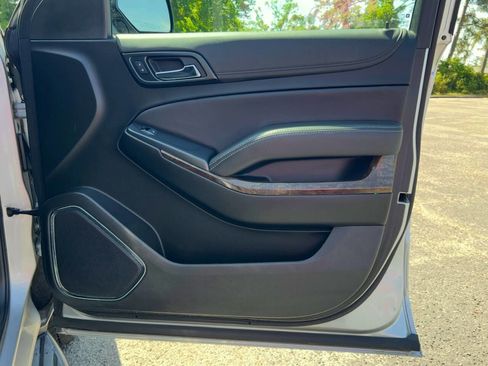 Used 2020 Chevrolet Suburban LS w/ Skid Plate Package image 16