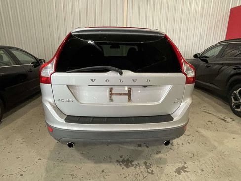 Used 2010 Volvo XC60 T6 AWD/4WD image 4