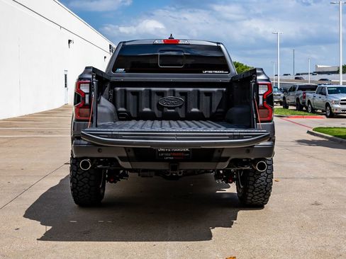 Used 2025 Ford Ranger Raptor AWD/4WD image 9