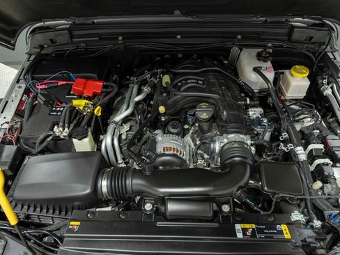 Used 2023 Jeep Gladiator Rubicon w/ Cold Weather Group image 49