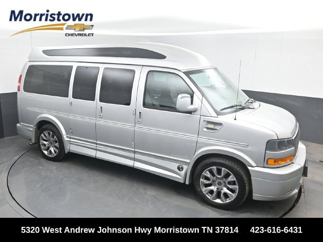 Used 2022 GMC Savana 2500 w/ Enhanced Convenience Package RWD image 1