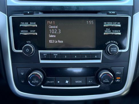 Used 2017 Nissan Altima 2.5 SV image 26