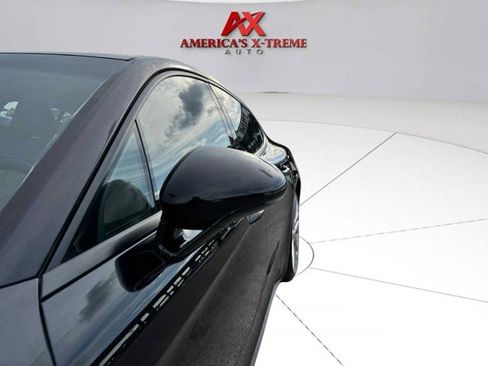 Used 2017 Porsche Panamera image 10