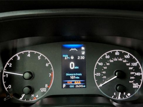 Certified 2023 Toyota Corolla Cross LE w/ Moonroof Package image 27