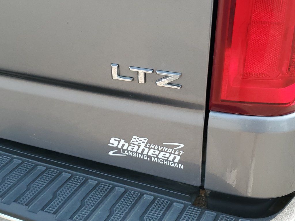 Used 2021 Chevrolet Silverado 1500 LTZ w/ Technology Package AWD/4WD image 41