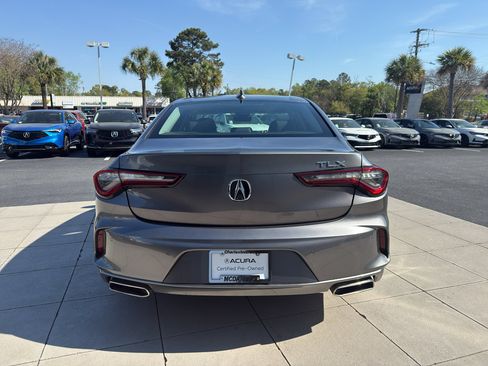 Used 2025 Acura TLX w/ Technology Package image 5