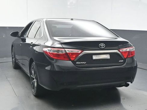 Used 2015 Toyota Camry XSE FWD image 6