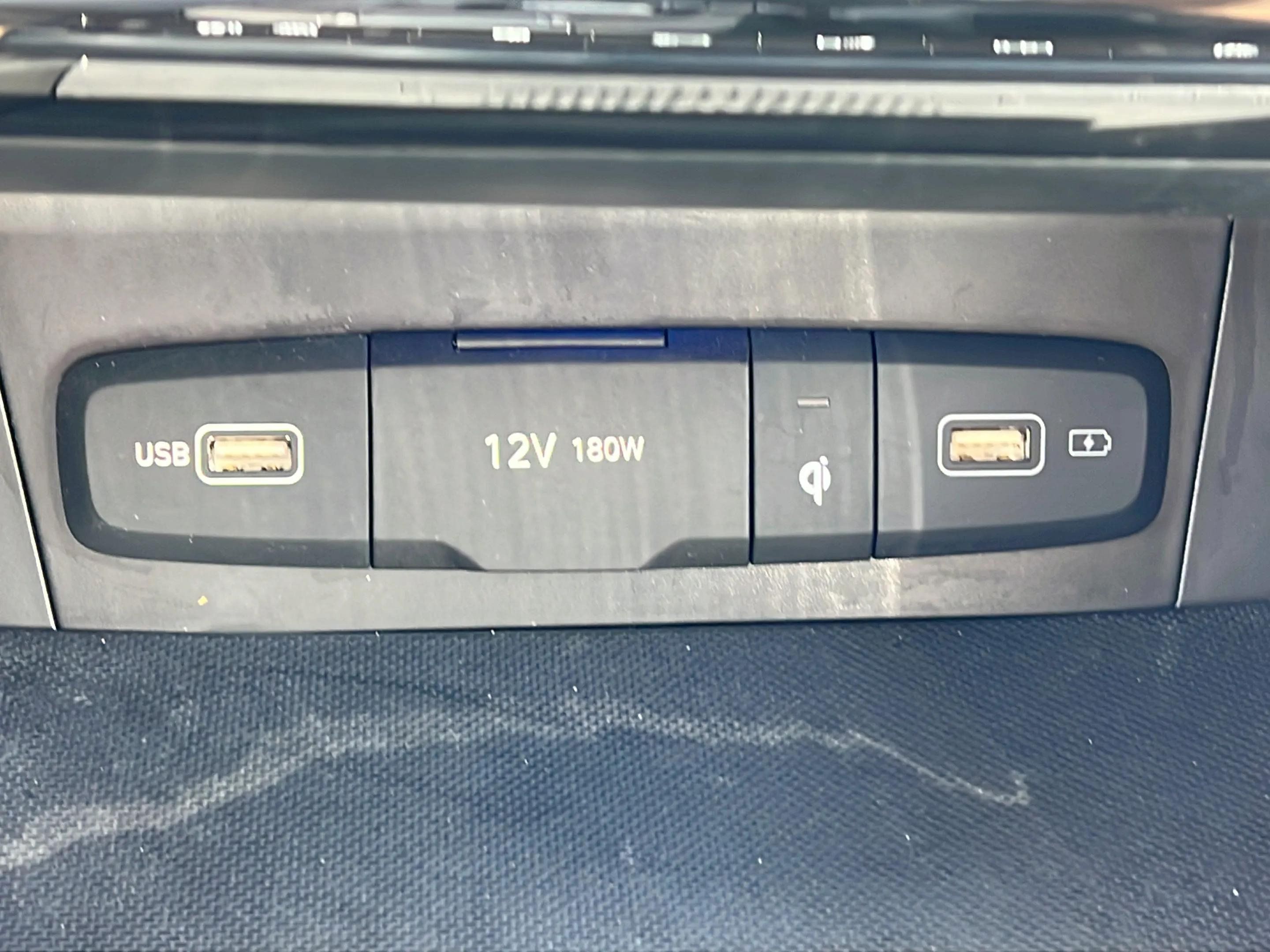 Used 2024 Hyundai Tucson Limited FWD image 17