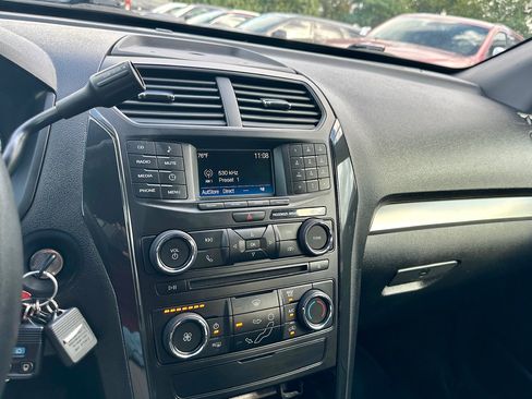Used 2018 Ford Explorer 4WD Police Interceptor image 31