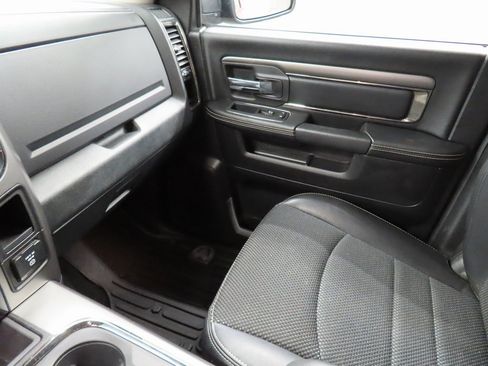 Used 2016 RAM 1500 Sport image 21