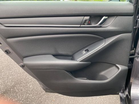 Used 2020 Honda Accord LX image 23