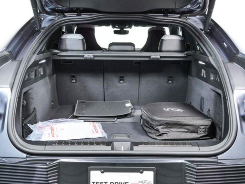 New 2026 Porsche Cayenne S AWD/4WD image 33