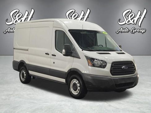 Used 2018 Ford Transit 250 130 Medium Roof RWD image 2