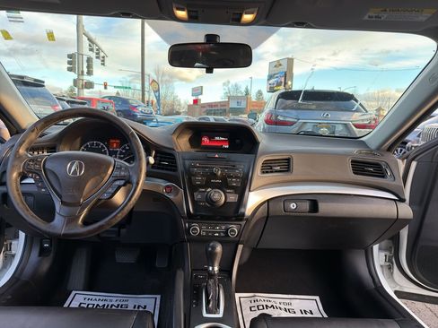 Used 2018 Acura ILX w/ Special Edition Package image 18