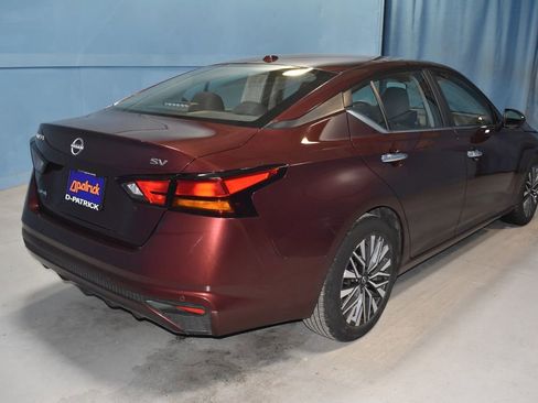 Used 2024 Nissan Altima 2.5 SV image 26