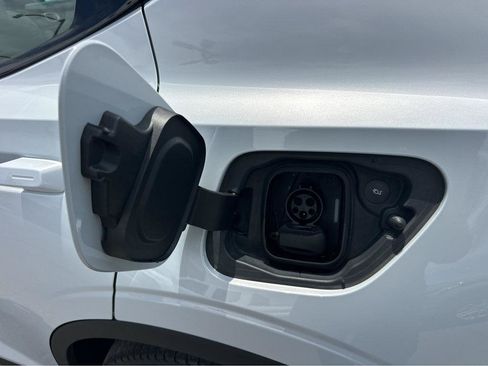 Used 2023 Polestar Polestar 2 AWD/4WD image 41