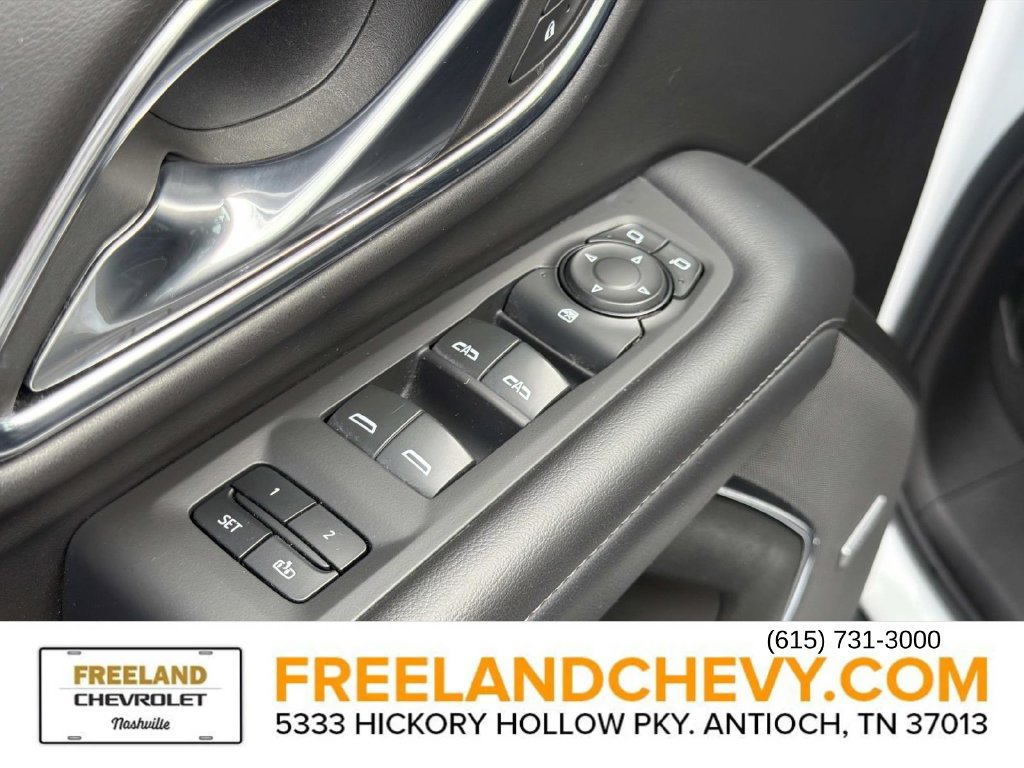Used 2024 Chevrolet Suburban LT AWD/4WD image 22