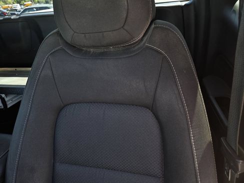 Used 2022 Chevrolet Colorado LT w/ Fleet Safety Package RWD image 17