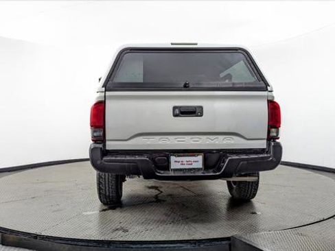 Used 2021 Toyota Tacoma SR image 7