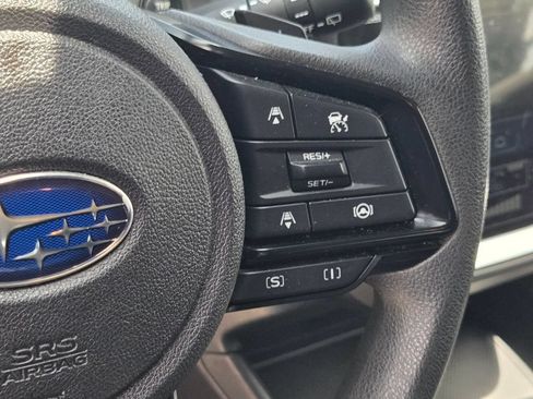 Used 2025 Subaru Crosstrek 2.5i Premium AWD/4WD image 18