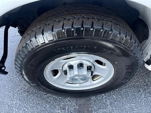 Used 2016 Chevrolet Express 2500 RWD image 11