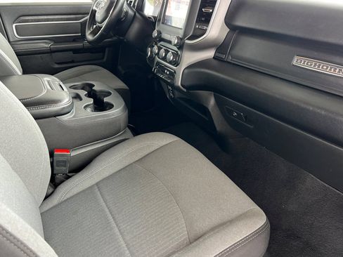 Used 2024 RAM 2500 Big Horn AWD/4WD image 24