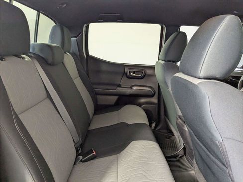 Used 2023 Toyota Tacoma TRD Off-Road w/ Technology Package image 28