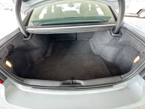 Used 2021 Dodge Charger GT w/ Blacktop Package RWD image 9