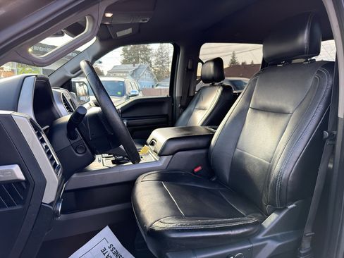 Used 2015 Ford F150 Lariat w/ Equipment Group 502A Luxury image 11