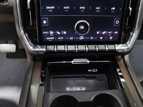 New 2026 GMC Yukon XL Denali AWD/4WD image 35