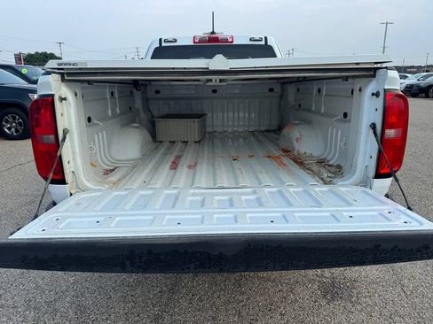 Used 2022 Chevrolet Colorado LT w/ Fleet Safety Package AWD/4WD image 24