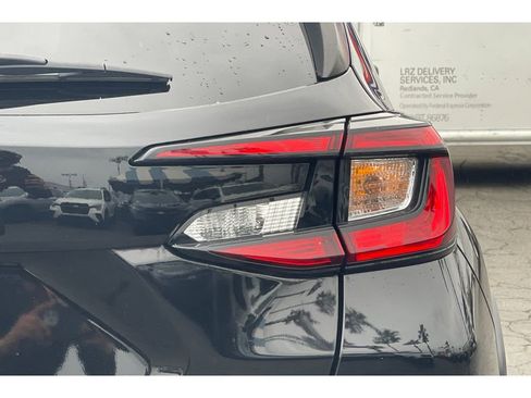 Used 2024 Subaru Crosstrek 2.0i Premium image 15