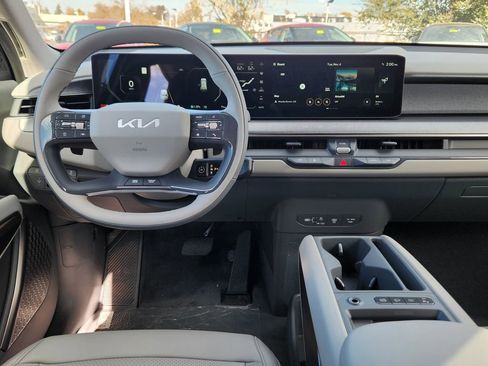 New 2026 Kia EV9 Wind image 11