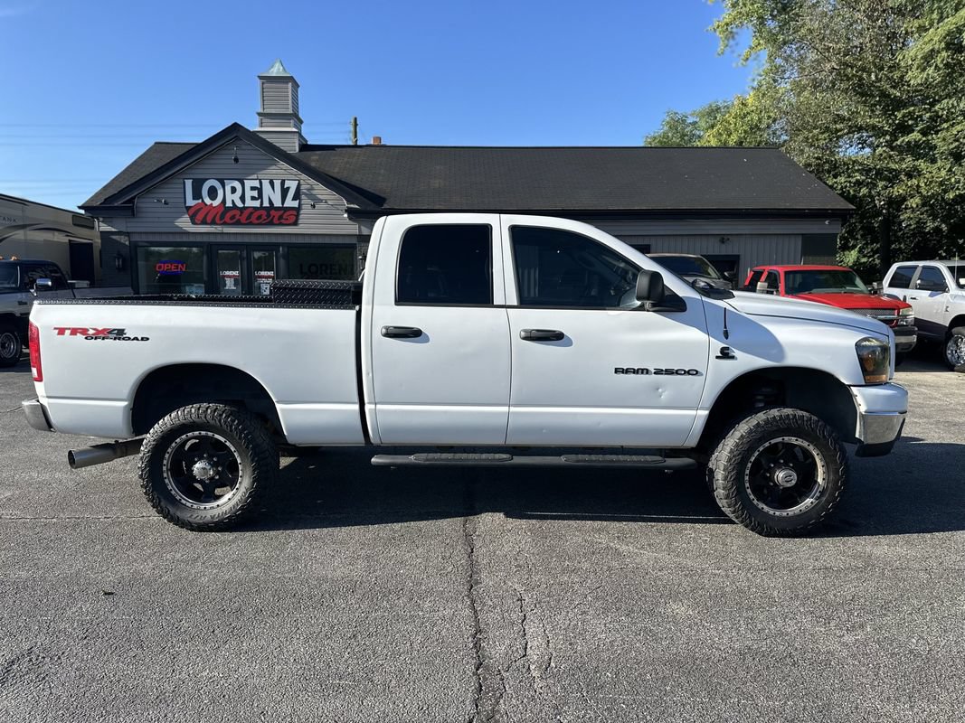 Used 2006 Dodge Ram 2500 Truck SLT AWD/4WD image 2
