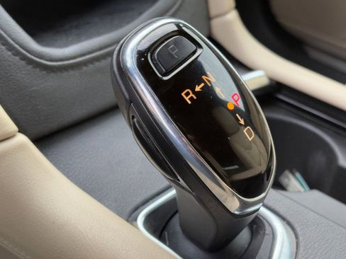 Used 2017 Cadillac XT5 Base image 22