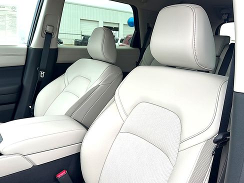 New 2026 Nissan Pathfinder SL FWD image 11