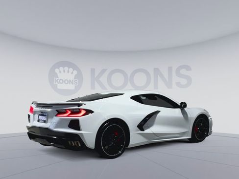 Used 2024 Chevrolet Corvette Stingray Coupe w/ 1LT RWD image 11