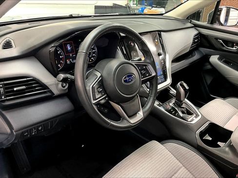 Used 2022 Subaru Outback Premium image 16