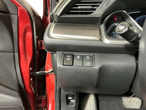 Used 2019 Honda Civic EX image 16