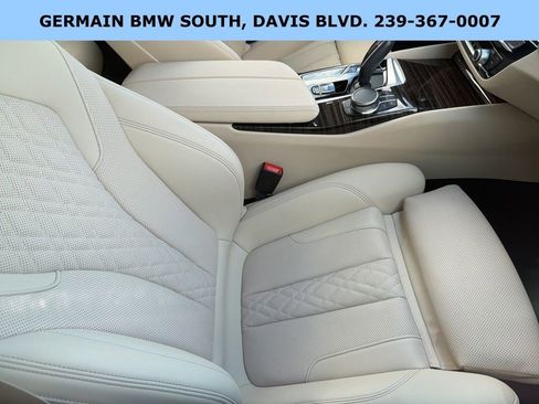 Certified 2023 BMW 530i xDrive w/ Premium Package image 21