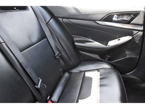 Used 2023 Nissan Maxima SV w/ Floor Mat Group FWD image 15