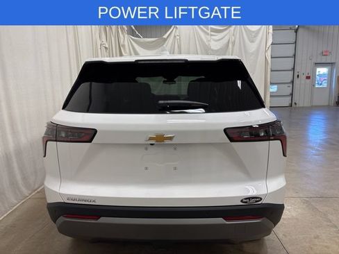 New 2026 Chevrolet Equinox LT w/ Convenience Package II FWD image 5