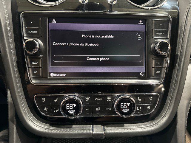 Used 2017 Bentley Bentayga AWD/4WD image 81