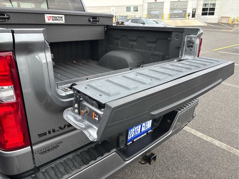 Certified 2021 Chevrolet Silverado 1500 RST w/ All Star Edition Plus image 32