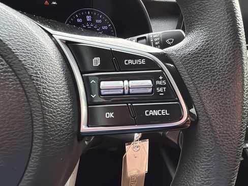 Used 2021 Kia Forte LXS FWD image 21